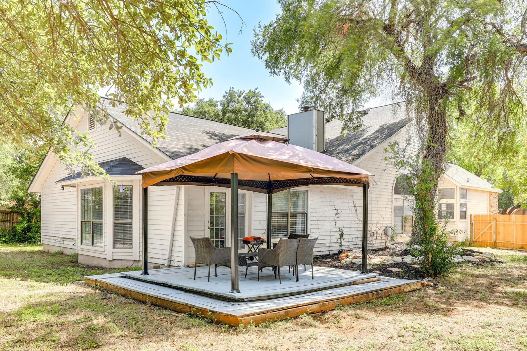 Spacious San Antonio Home Google Fiber, Game Room ภายนอก รูปภาพ