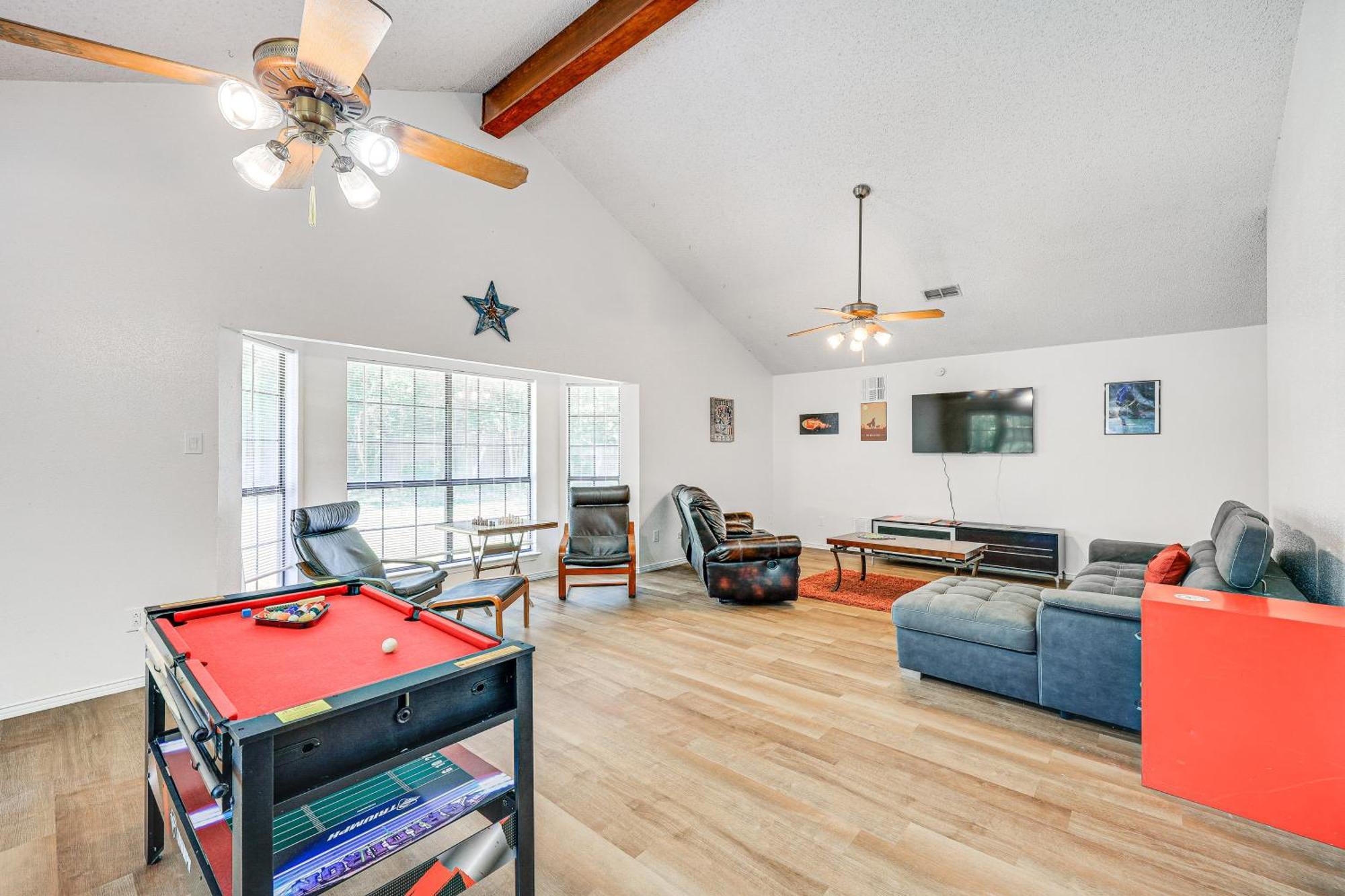 Spacious San Antonio Home Google Fiber, Game Room ภายนอก รูปภาพ